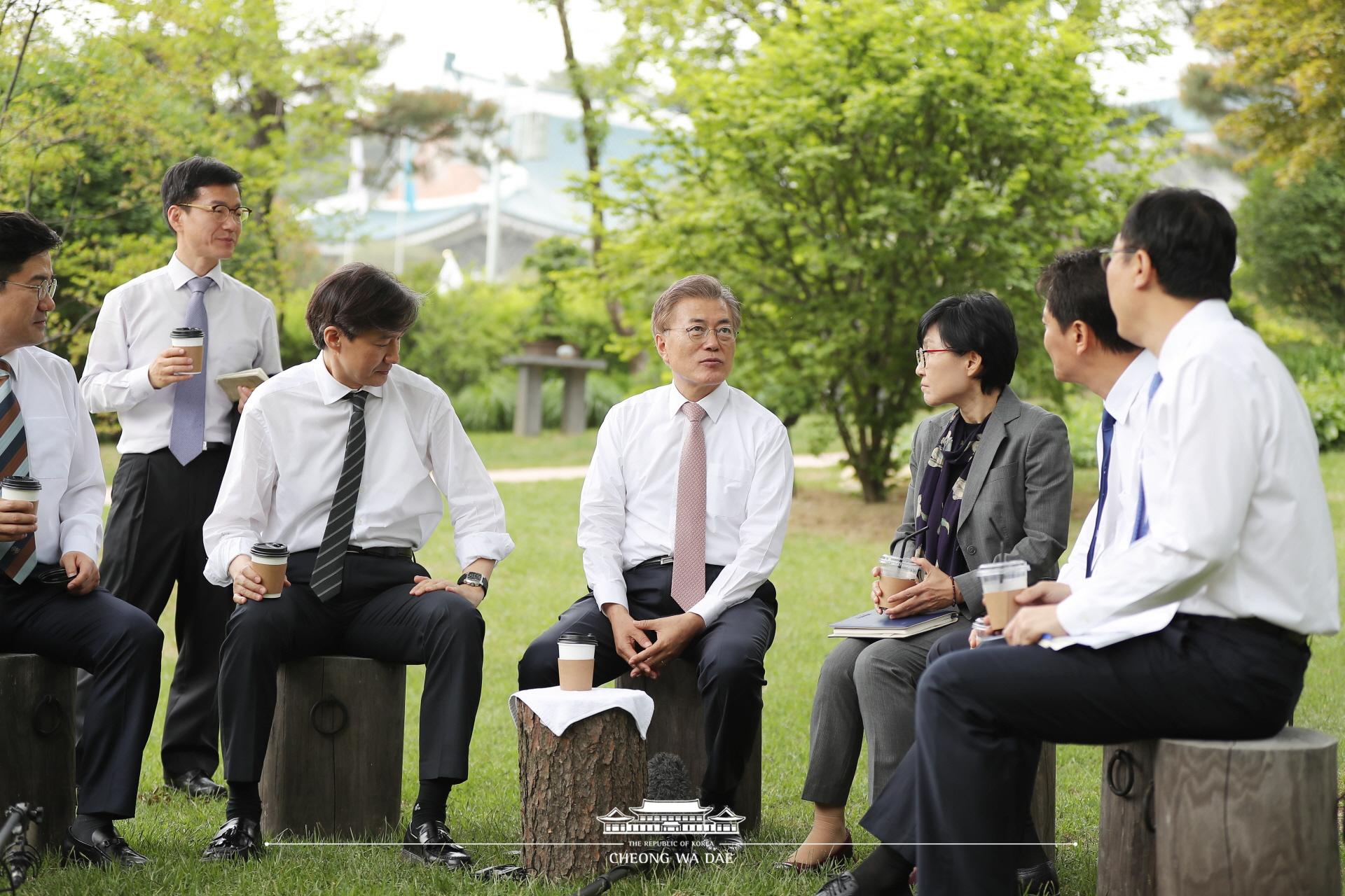 문재인대통령_신임수석비서관산책