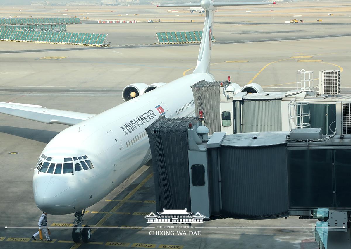 북측 고위급 대표단 인천공항 도착