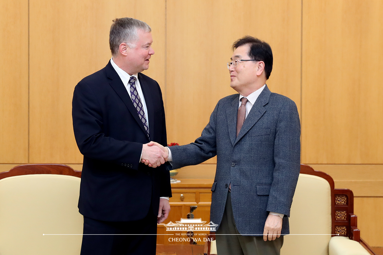 정의용 국가안보실장, 비건 미국 대북특별대표 면담