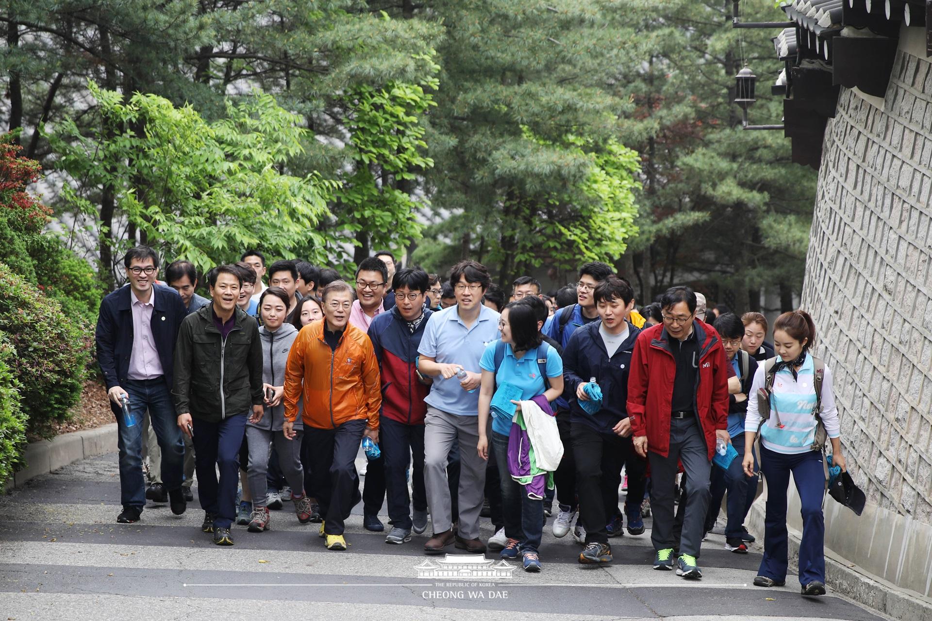 문재인 대통령_선대위마크맨과의 산행