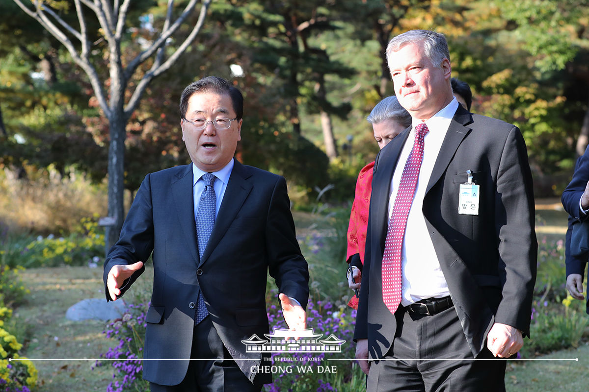 정의용 안보실장, 스티븐 비건 미국 국무부 대북특별대표와 면담