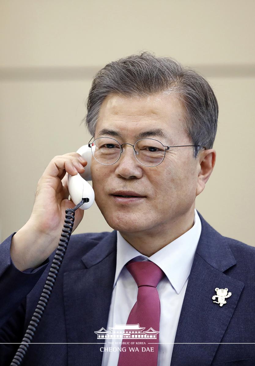 한-우즈베키스탄 정상간 통화