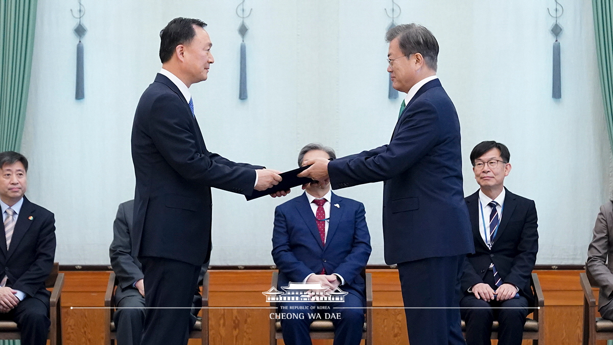 신임 경호처장 임명장 수여식