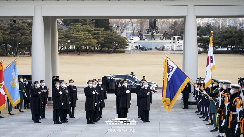 국립서울현충원 참배