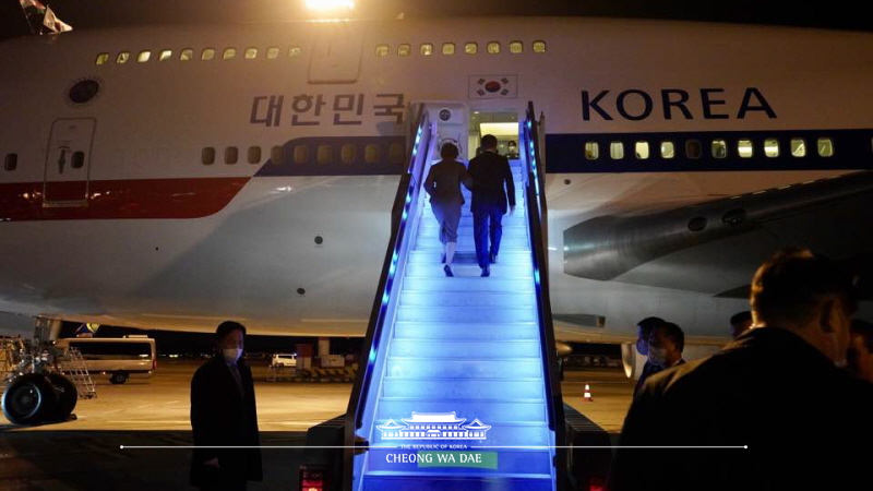 부다페스트 공항 출발 행사