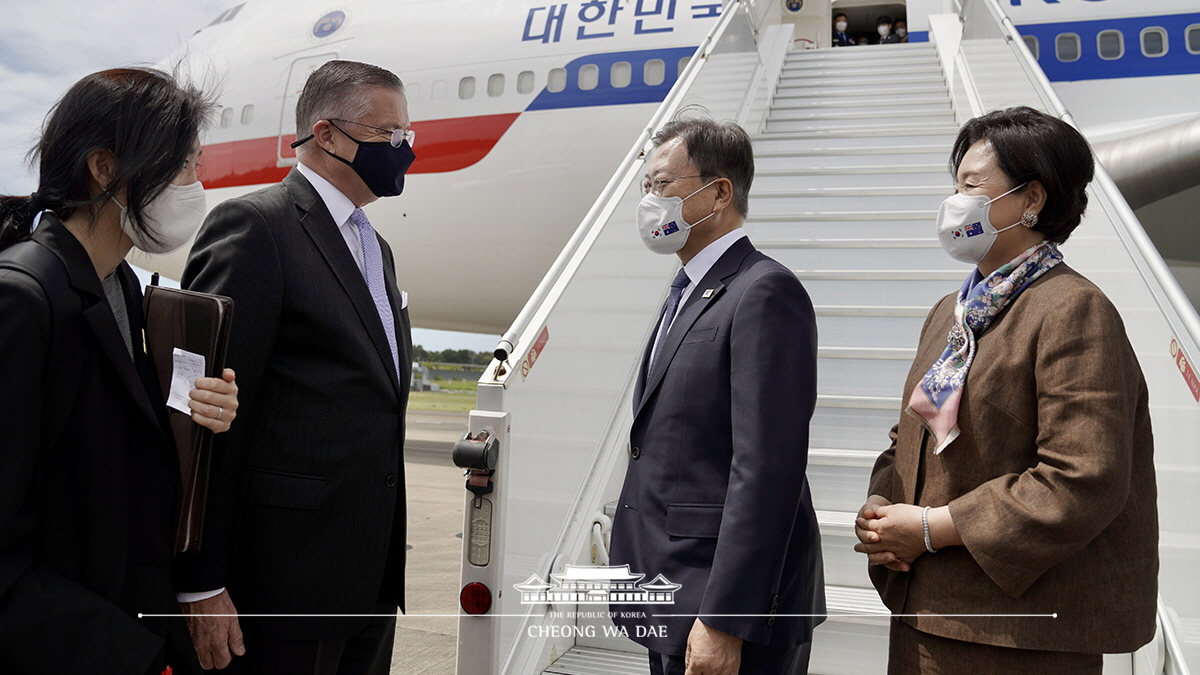 시드니 공항 도착 행사