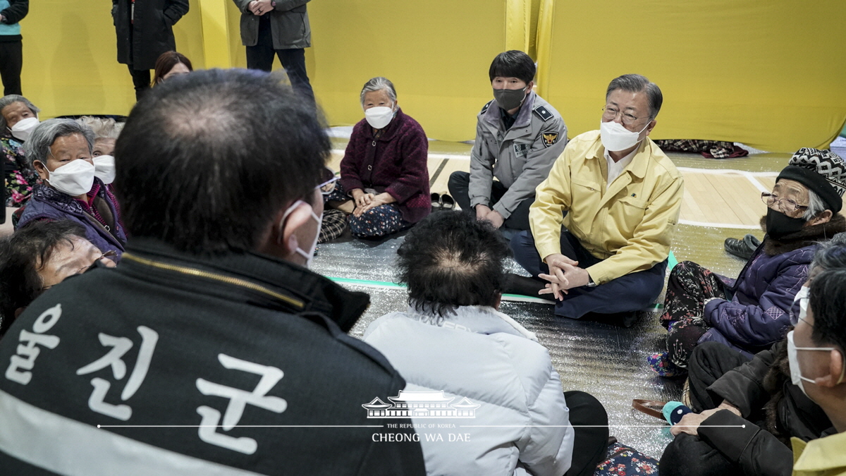 강원·경북 산불 피해 현장 방문