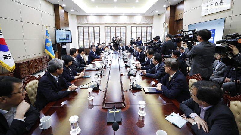 대통령 주재 수석보좌관회의