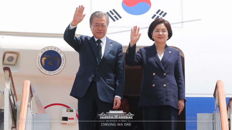 국빈방문을 마치고 귀국했습니다