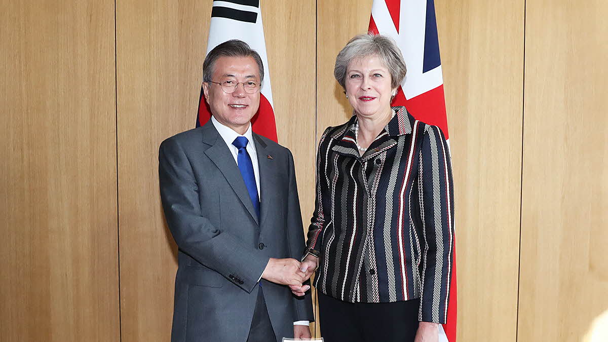 테레사 메이(Theresa May) 영국 총리와 정상회담