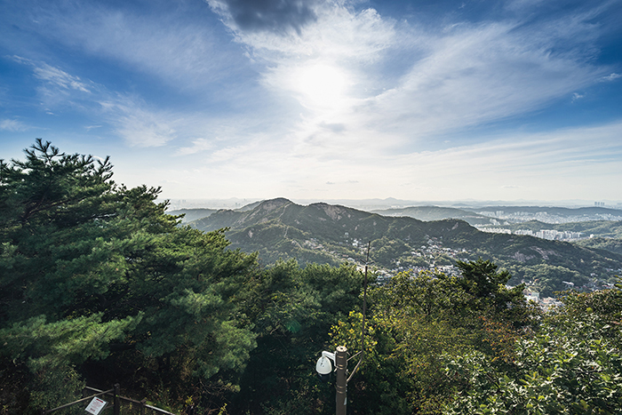 북악산에서 내려다 본 풍경북악산에서 내려다 본 풍경북악산에서 내려다 본 풍경