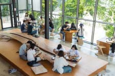 도심 오아시스에 푸르름 넘친다